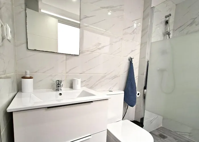 Spacious 3Br Apartment With Terrace 300M Beach Torrevieja