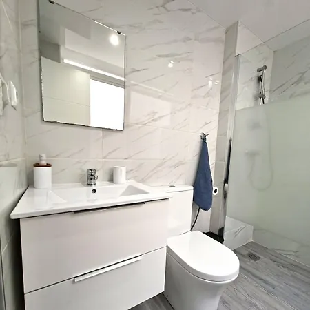Spacious 3br With Terrace 300m Pmt13 Torrevieja