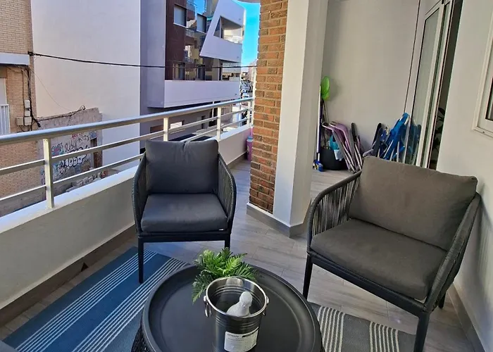 Spacious 3Br Apartment With Terrace 300M Beach Torrevieja