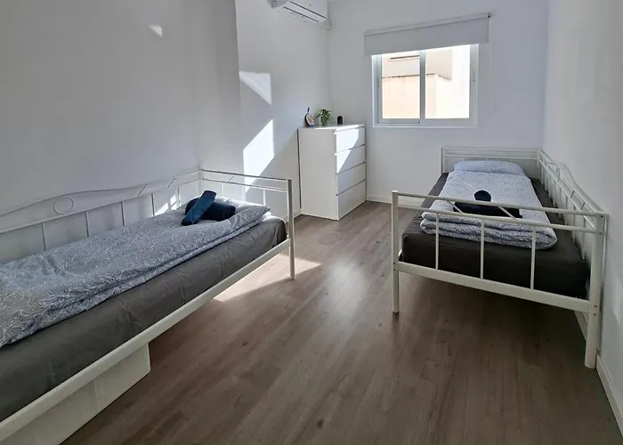 Spacious 3Br Apartment With Terrace 300M Beach Torrevieja